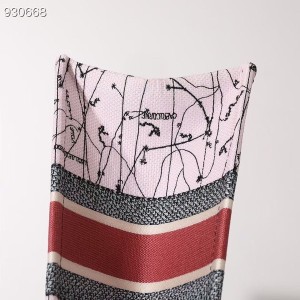 Christian Dior Book Tote Bag 36cm 1296 D-Constellation Zodiac Embroidery Canvas Fall/Winter 2022 Collection - Image 6