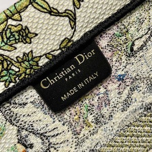 Christian Dior Book Tote Bag 36cm 1296 D-Constellation Zodiac Embroidery Canvas Fall/Winter 2022 Collection - Image 9