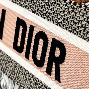 Christian Dior Book Tote Bag 36cm 1296 La Force Embroidery Canvas Fall/Winter 2022 Collection - Image 5