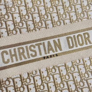 Christian Dior Book Tote Bag 36cm 1296 Oblique Embroidered Canvas Fall/Winter 2022 Collection - Image 4