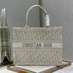 Christian Dior Book Tote Bag 36cm 1296 Oblique Embroidered Canvas Fall/Winter 2022 Collection - Image 1