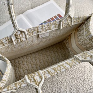 Christian Dior Book Tote Bag 36cm 1296 Oblique Embroidered Canvas Fall/Winter 2022 Collection - Image 7
