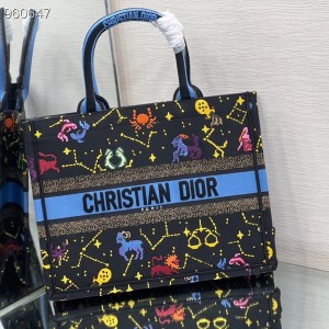 Christian Dior Book Tote Bag 36cm 1296 Pixel Zodiac Embroidery Canvas Fall/Winter 2022 Collection - Image 3