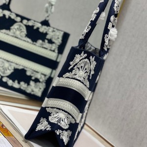 Christian Dior Book Tote Bag 36cm 1296 Toile de Jouy Zodiac Embroidery Canvas Fall/Winter 2022 Collection - Image 8