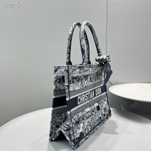 Christian Dior Book Tote Bag 36cm 93360 Chinese New Year Toile De Jouy Embroidered Canvas Fall/Winter 2022 Collection - Image 3