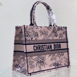 Christian Dior Book Tote Bag 36cm M1296 Dior Jardin Botanique Embroidery Canvas Fall/Winter 2022 Collection - Image 3