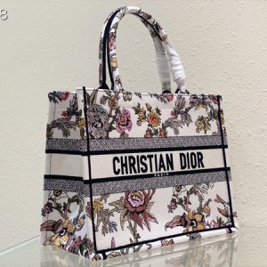 Christian Dior Book Tote Bag 36cm M1296 Dior Jardin Botanique Embroidery Canvas Fall/Winter 2022 Collection - Image 3