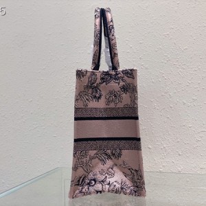 Christian Dior Book Tote Bag 36cm M1296 Dior Jardin Botanique Embroidery Canvas Fall/Winter 2022 Collection - Image 7