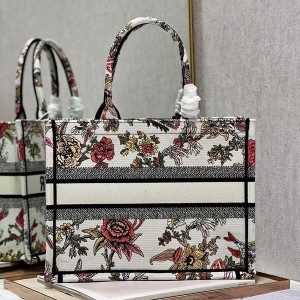 Christian Dior Book Tote Bag 36cm M1296 Dior Jardin Botanique Embroidery Canvas Spring/Summer 2023 Collection - Image 5