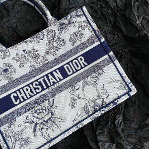 Christian Dior Book Tote Bag 36cm M1296 Dior Jardin Botanique Embroidery Canvas Spring/summer 2023 Collection - Image 5