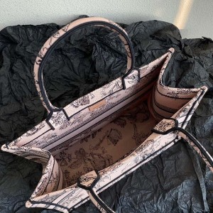 Christian Dior Book Tote Bag 36cm M1296 Dior Jardin Botanique Embroidery Canvas Spring/summer 2023 Collection - Image 7