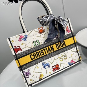 Christian Dior Book Tote Bag 36cm M1296 Lucky Dior Pixel Zodiac Embroidery Canvas Fall/Winter 2022 Collection - Image 4
