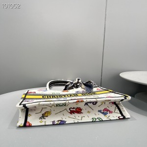 Christian Dior Book Tote Bag 36cm M1296 Lucky Dior Pixel Zodiac Embroidery Canvas Fall/Winter 2022 Collection - Image 5