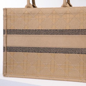 Christian Dior Book Tote Bag 36cm M1296 Natural Cannage Raffia Spring/Summer 2022 Collection - Image 4