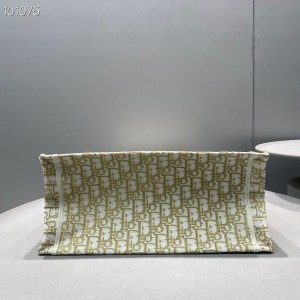 Christian Dior Book Tote Bag 36cm M1296 Oblique Embroidered Canvas Fall/Winter 2022 Collection - Image 6