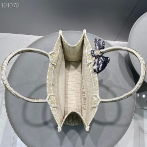 Christian Dior Book Tote Bag 36cm M1296 Oblique Embroidered Canvas Fall/Winter 2022 Collection - Image 8