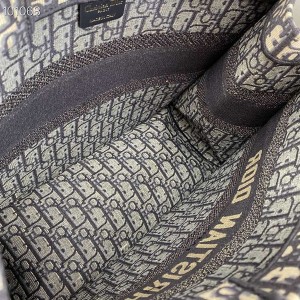 Christian Dior Book Tote Bag 36cm M1296 Oblique Embroidered Canvas Fall/Winter 2022 Collection - Image 9