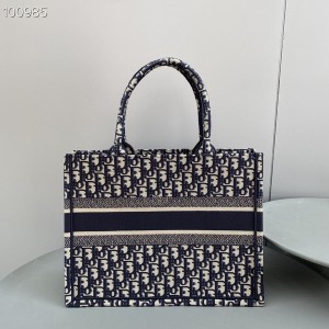 Christian Dior Book Tote Bag 36cm M1296 Oblique Embroidery Canvas Fall/Winter 2022 Collection - Image 3