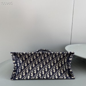 Christian Dior Book Tote Bag 36cm M1296 Oblique Embroidery Canvas Fall/Winter 2022 Collection - Image 6