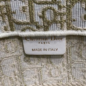Christian Dior Book Tote Bag 36cm M1296 Oblique Embroidery Canvas Fall/Winter 2022 Collection - Image 9