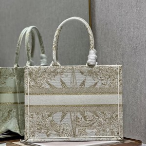 Christian Dior Book Tote Bag 36cm M1296 Rêve d'Infini Embroidery Canvas Spring/Summer 2023 Collection - Image 5