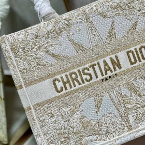 Christian Dior Book Tote Bag 36cm M1296 Rêve d'Infini Embroidery Canvas Spring/Summer 2023 Collection - Image 6