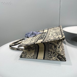 Christian Dior Book Tote Bag 36cm M1296 Toile De Jouy Embroidery Canvas Spring/Summer 2023 Collection - Image 5