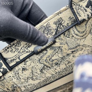 Christian Dior Book Tote Bag 36cm M1296 Toile De Jouy Embroidery Canvas Spring/Summer 2023 Collection - Image 9