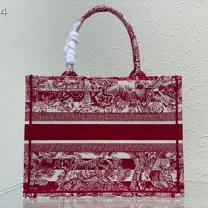 Christian Dior Book Tote Bag 36cm M1296 Toile de Jouy Embroidery Canvas Fall/Winter 2022 Collection - Image 4