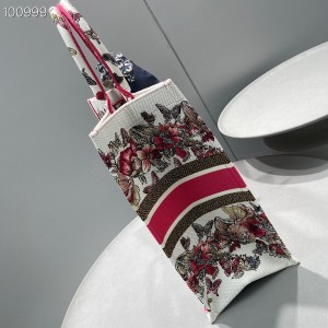 Christian Dior Book Tote Bag 42cm 1286 Lunar New Year Butterfly Embroidery Canvas Fall/Winter 2022 Collection - Image 6