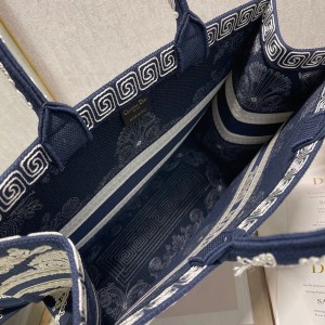 Christian Dior Book Tote Bag 42cm 1286 Toile de Jouy Zodiac Embroidery Canvas Fall/Winter 2022 Collection - Image 8