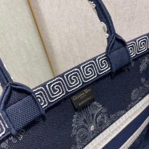Christian Dior Book Tote Bag 42cm 1286 Toile de Jouy Zodiac Embroidery Canvas Fall/Winter 2022 Collection - Image 9