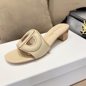 Christian Dior CD Logo Mules Calfskin Leather Spring/Summer 2020 Collection - Image 8