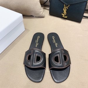 Christian Dior CD Logo Sandals Calfskin Leather Spring/Summer 2020 Collection - Image 5