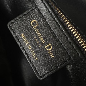 Christian Dior Caro Bag 28cm Gold Hardware Lambskin Leather Spring/Summer 2021 Collection - Image 6