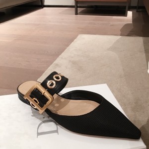 Christian Dior D Buckle Flat Sandals Spring/Summer 2020 Collection - Image 4