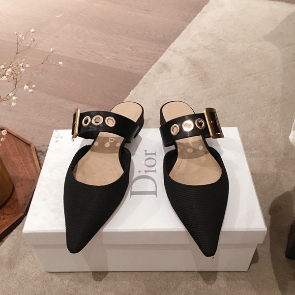 Christian Dior D Buckle Flat Sandals Spring/Summer 2020 Collection Size