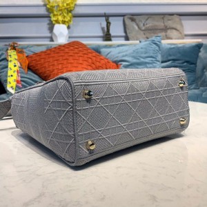 Christian Dior D-Lite Lady Dior Bag 24cm Gold Hardware Spring/Summer 2020 Collection - Image 3