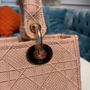Christian Dior D-Lite Lady Dior Bag 24cm Gold Hardware Spring/Summer 2020 Collection - Image 6