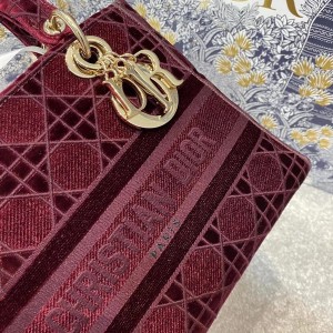Christian Dior D-Lite Lady Dior Bag 24cm Velvet Embroidered Canvas Gold Hardware Fall/Winter 2020 Collection - Image 4