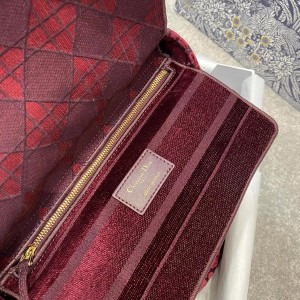 Christian Dior D-Lite Lady Dior Bag 24cm Velvet Embroidered Canvas Gold Hardware Fall/Winter 2020 Collection - Image 9