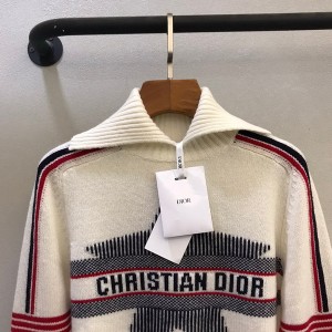 Christian Dior DiorAlps Fitted Zipper Sweater Fall/Winter 2021 Collection - Image 4