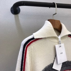 Christian Dior DiorAlps Fitted Zipper Sweater Fall/Winter 2021 Collection - Image 5