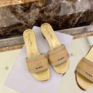 Christian Dior Dway Mules in Embroidered Cotton Calfskin Leather Spring/Summer 2020 Collection - Image 4