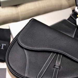 Christian Dior Homme Mens Bag 28cm Grained Calfskin Leather Spring/Summer 2020 Collection - Image 10