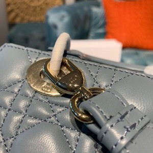 Christian Dior Lady Dior Bag 20cm Gold Hardware Lambskin Leather Spring/Summer 2020 Collection - Image 5