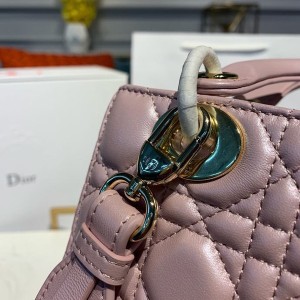 Christian Dior Lady Dior Bag 20cm Gold Hardware Lambskin Leather Spring/Summer 2020 Collection - Image 7