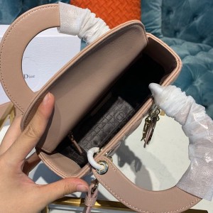 Christian Dior Lady Dior Bag 20cm Gold Hardware Lambskin Leather Spring/Summer 2020 Collection - Image 7