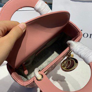 Christian Dior Lady Dior Bag 20cm Gold Hardware Lambskin Leather Spring/Summer 2020 Collection - Image 7