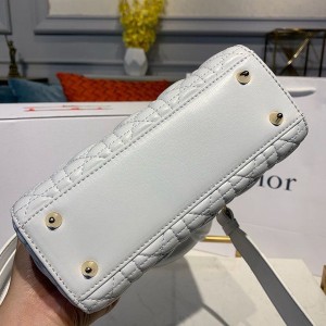 Christian Dior Lady Dior Bag 20cm Gold Hardware Lambskin Leather Spring/Summer 2020 Collection - Image 7